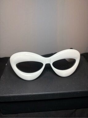 Urban Outfitters White Cat-Eye Sunglasses with Black Lenses